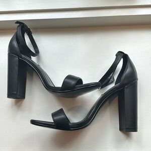 Like New Steve Madden Leather Heels